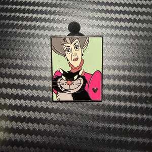 Lady Tremaine & Lucifer Villains with Pets Hidden Mickey Disney Pin 73301